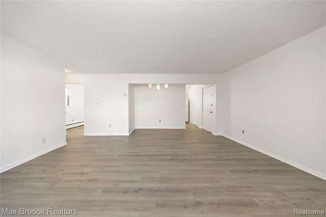 3206 Shenandoah Drive 2, Royal Oak, MI 48073