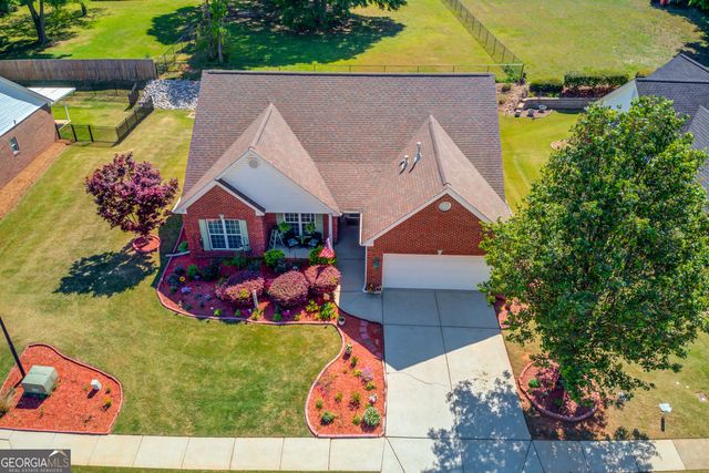 381 Crossroads Drive, Social Circle, GA 30025
