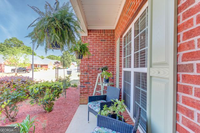 381 Crossroads Drive, Social Circle, GA 30025