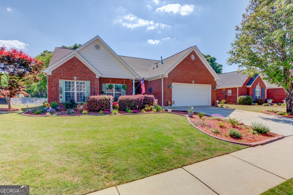 381 Crossroads Drive, Social Circle, GA 30025