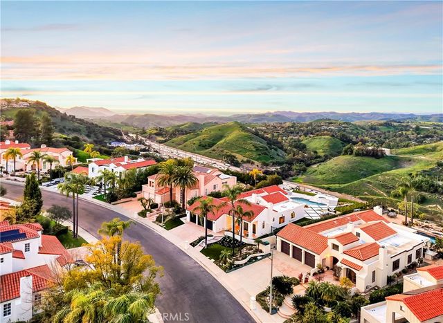 24247 Park Granada, Calabasas, CA 91302