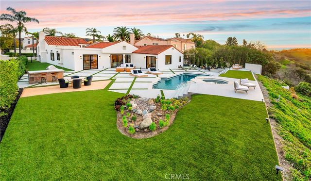 24247 Park Granada, Calabasas, CA 91302