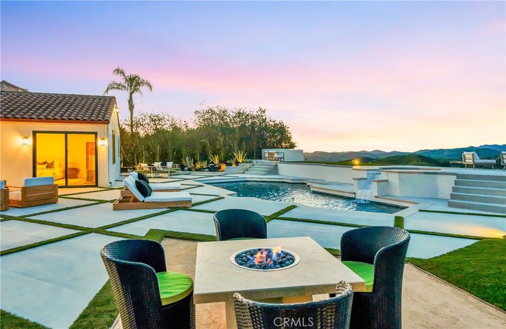 Image 22 of property listing at 24247 Park Granada, Calabasas, CA 91302