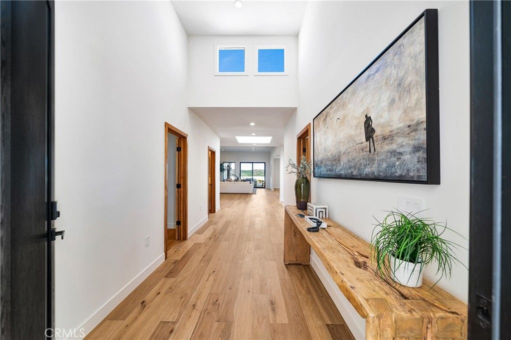 Image 4 of property listing at 24247 Park Granada, Calabasas, CA 91302