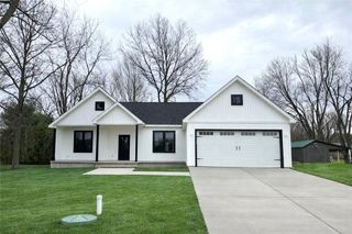 3154 Spiker Ln, Neshannock Twp, PA 16105