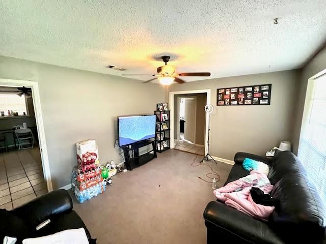 7242 Perimeter Dr, Baton Rouge, LA 70812