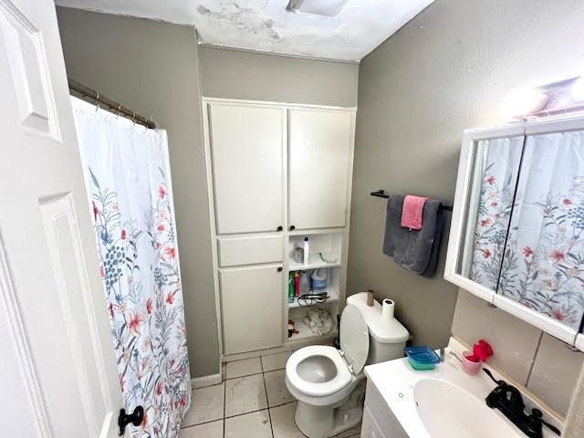 7242 Perimeter Dr, Baton Rouge, LA 70812