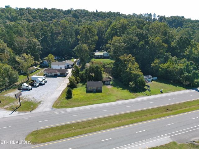 2301 Roane State Hwy, Harriman, TN 37748