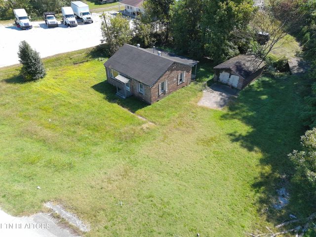 2301 Roane State Hwy, Harriman, TN 37748