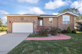 291 S Prairie Lane, Marshfield, MO 65706