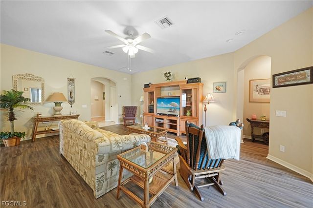 2454 Blackburn CIR, Cape Coral, FL 33991