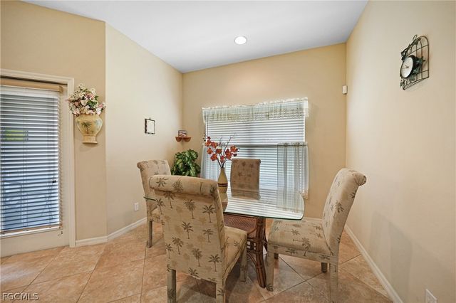 2454 Blackburn CIR, Cape Coral, FL 33991