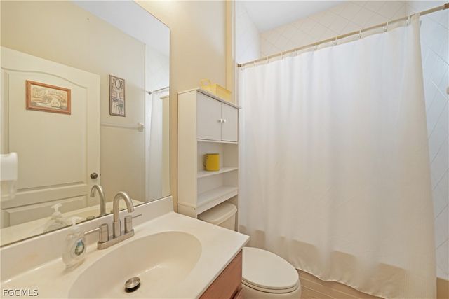 2454 Blackburn CIR, Cape Coral, FL 33991