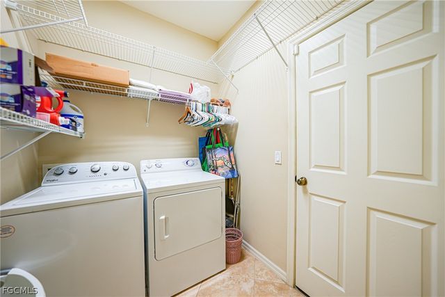 2454 Blackburn CIR, Cape Coral, FL 33991