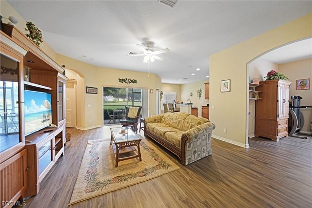 2454 Blackburn CIR, Cape Coral, FL 33991