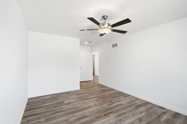 603 N 4TH ST 102, Columbia, MO 65201