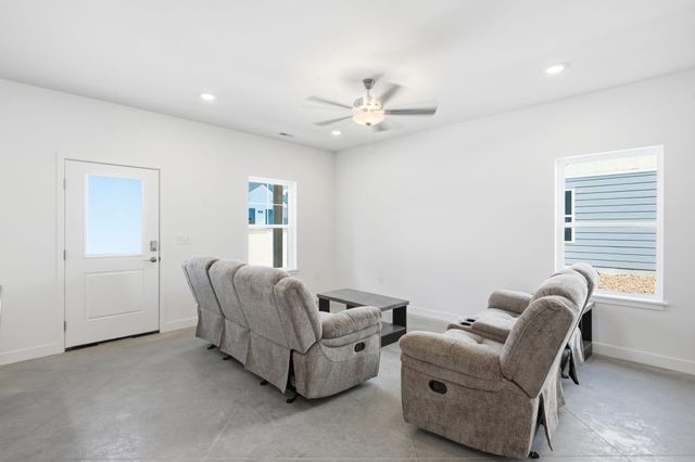 603 N 4TH ST 102, Columbia, MO 65201