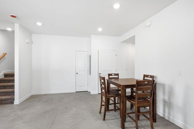 603 N 4TH ST 102, Columbia, MO 65201