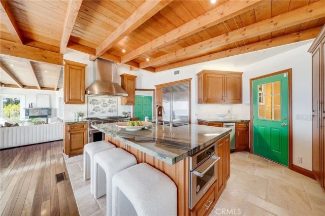 31272 Ceanothus Drive, Laguna Beach, CA 92651