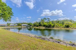 5205 Whitten DR 57, Naples, FL 34104