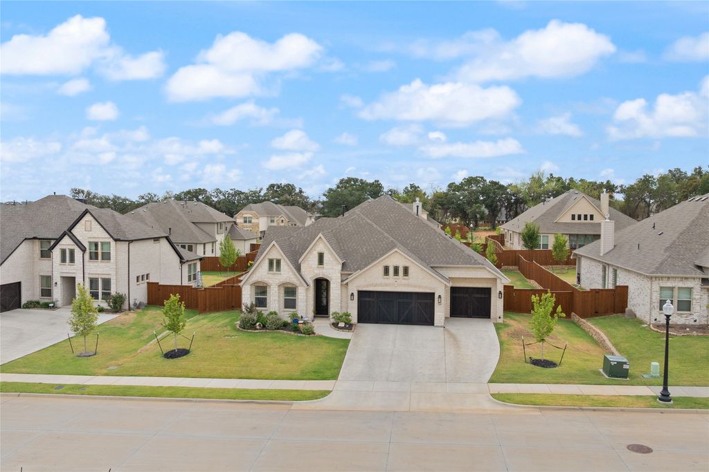 2307 Knapp Trail, Mansfield, TX 76063 — photo 2