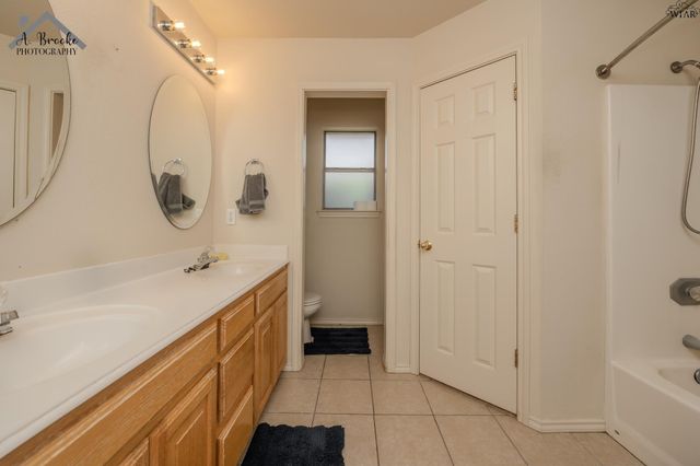 5450 CARLSON STREET, Wichita Falls, TX 76302