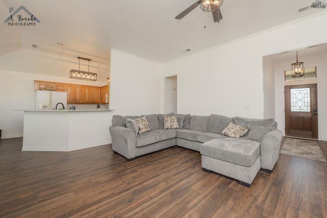 5450 CARLSON STREET, Wichita Falls, TX 76302