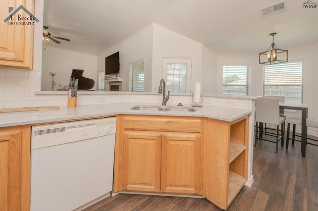 5450 CARLSON STREET, Wichita Falls, TX 76302