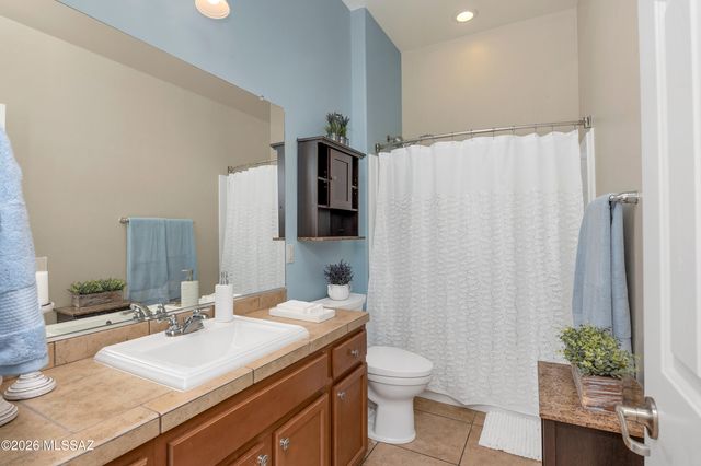 5460 W Thornscrub Road, Marana, AZ 85658