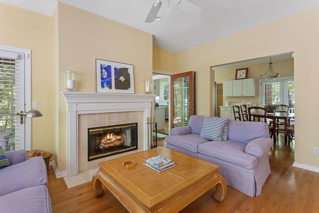 18590 Forest Beach Drive, New Buffalo, MI 49117