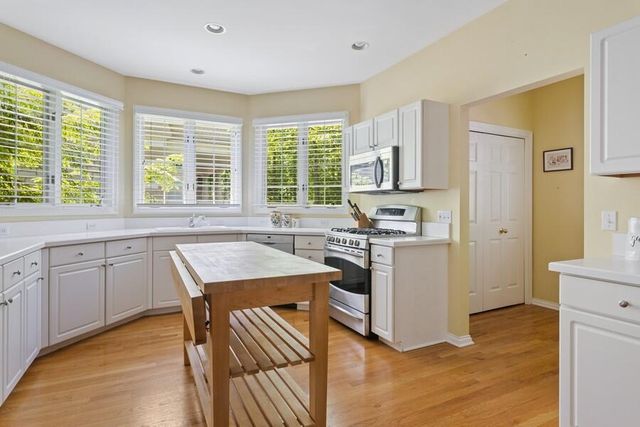 18590 Forest Beach Drive, New Buffalo, MI 49117