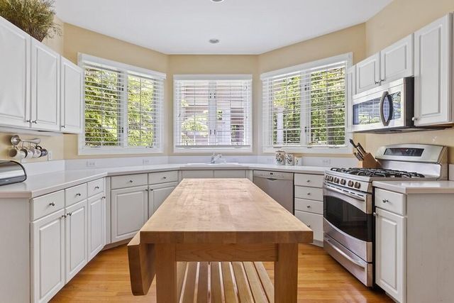 18590 Forest Beach Drive, New Buffalo, MI 49117