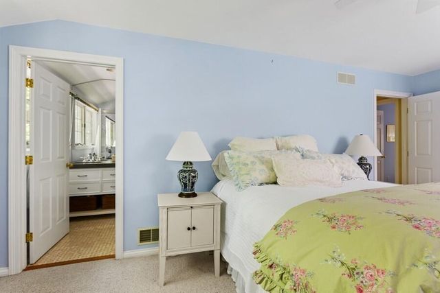 18590 Forest Beach Drive, New Buffalo, MI 49117