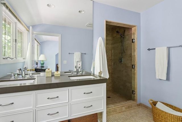 18590 Forest Beach Drive, New Buffalo, MI 49117