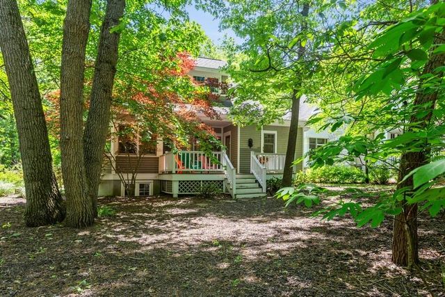 18590 Forest Beach Drive, New Buffalo, MI 49117