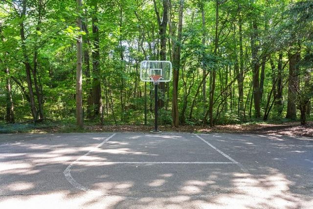 18590 Forest Beach Drive, New Buffalo, MI 49117