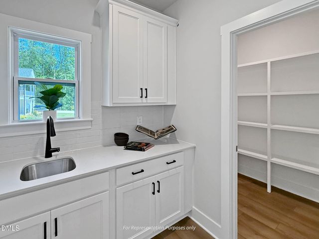 77 Sunset Ridge Drive, Fuquay Varina, NC 27526