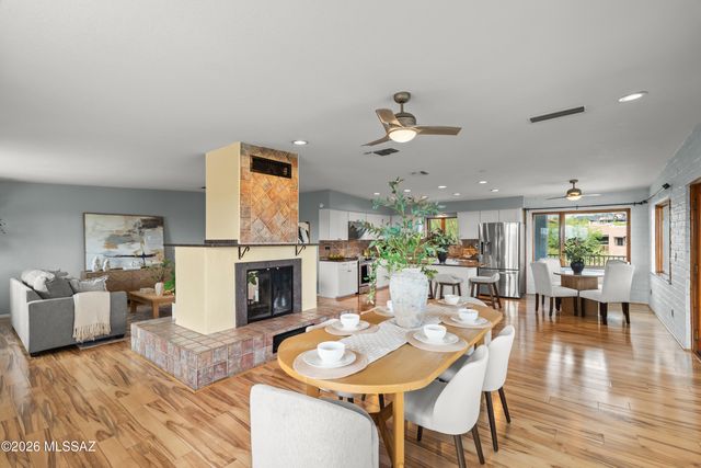 5036 N Calle Bosque, Tucson, AZ 85718