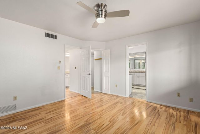 5036 N Calle Bosque, Tucson, AZ 85718