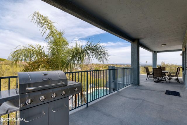 5036 N Calle Bosque, Tucson, AZ 85718