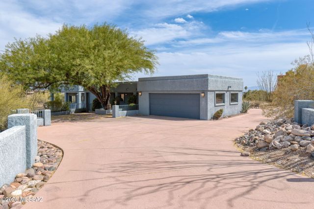 5036 N Calle Bosque, Tucson, AZ 85718