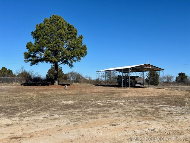 12296 Pineview Circle, Kingston, OK 73439