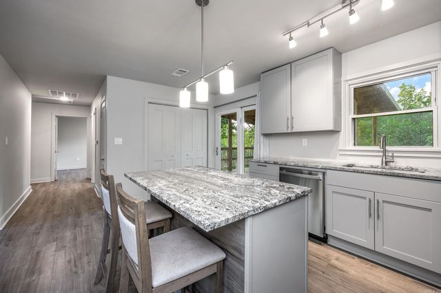 2624 Crouchwood Road, Little Rock, AR 72207