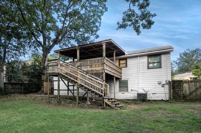 2624 Crouchwood Road, Little Rock, AR 72207