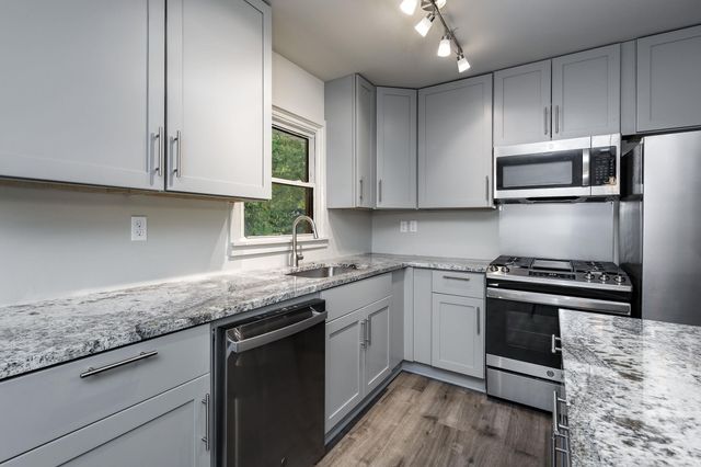 2624 Crouchwood Road, Little Rock, AR 72207