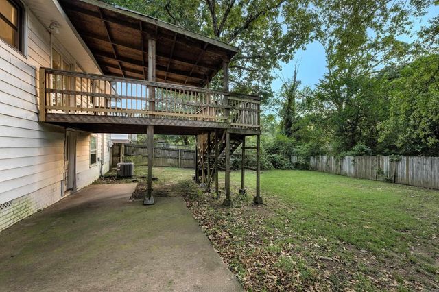 2624 Crouchwood Road, Little Rock, AR 72207