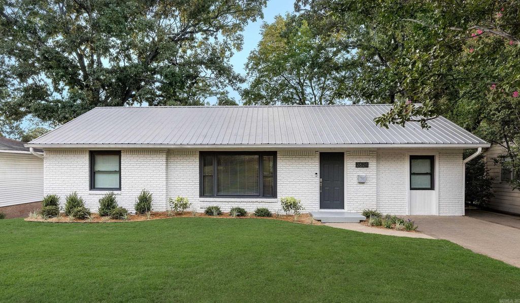 2624 Crouchwood Road, Little Rock, AR 72207