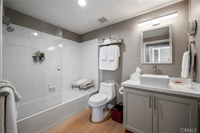 411 W Seaside 1103, Long Beach, CA 90802