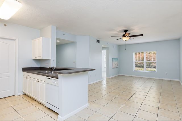 5095 Fairways Circle 107, Vero Beach, FL 32967