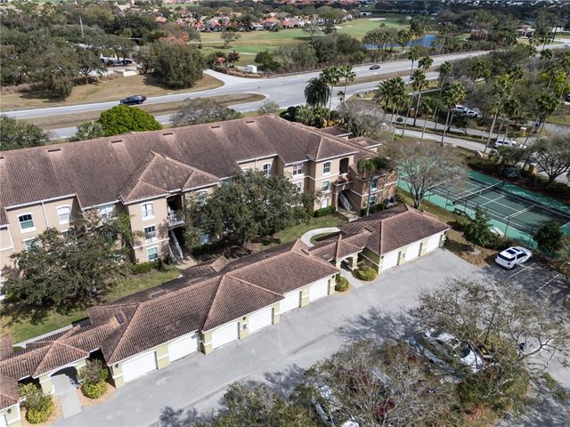 5095 Fairways Circle 107, Vero Beach, FL 32967